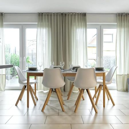 Modern Wohnen I Smart Tv I Terrasse I 2X Parkplatz I 2 Schlafzimmer I 6 Schlafplaetze Бад-Эйнхаузен Экстерьер фото