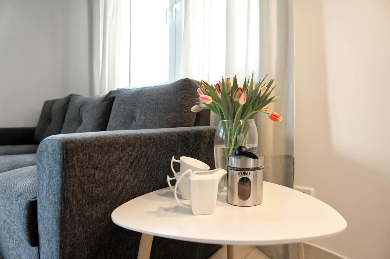 Modern Wohnen I Smart Tv I Terrasse I 2X Parkplatz I 2 Schlafzimmer I 6 Schlafplaetze Бад-Эйнхаузен Экстерьер фото