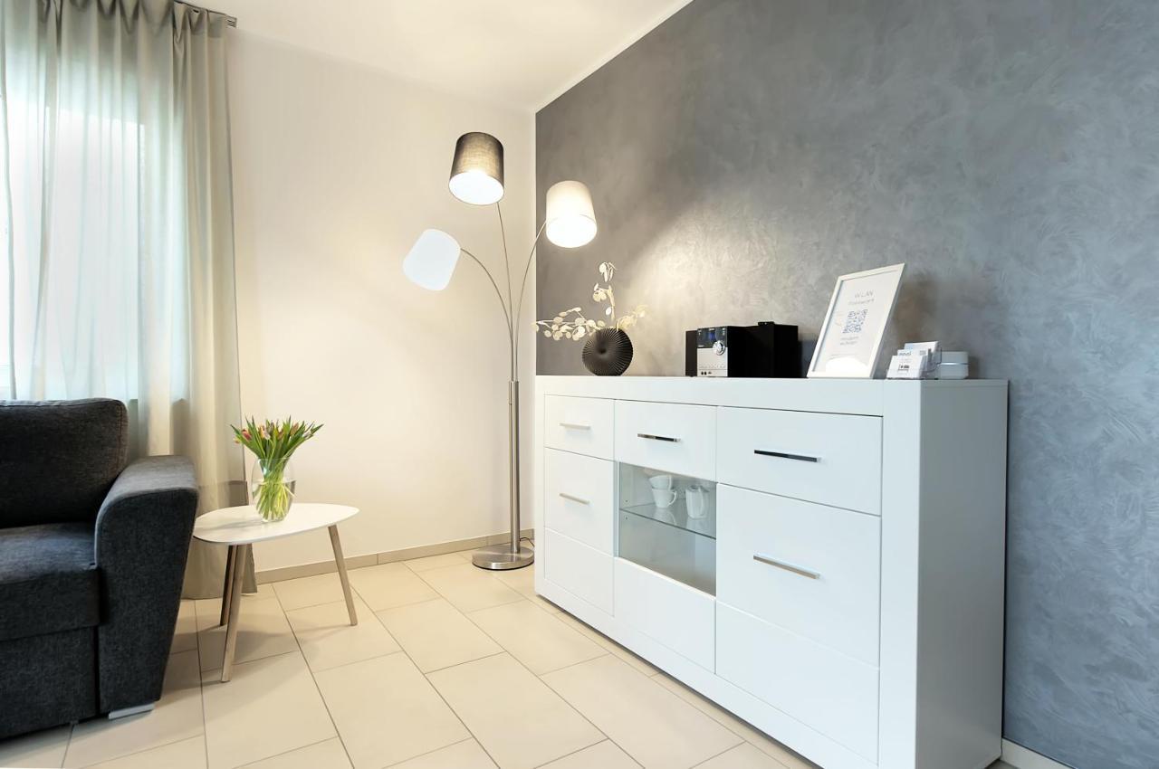 Modern Wohnen I Smart Tv I Terrasse I 2X Parkplatz I 2 Schlafzimmer I 6 Schlafplaetze Бад-Эйнхаузен Экстерьер фото
