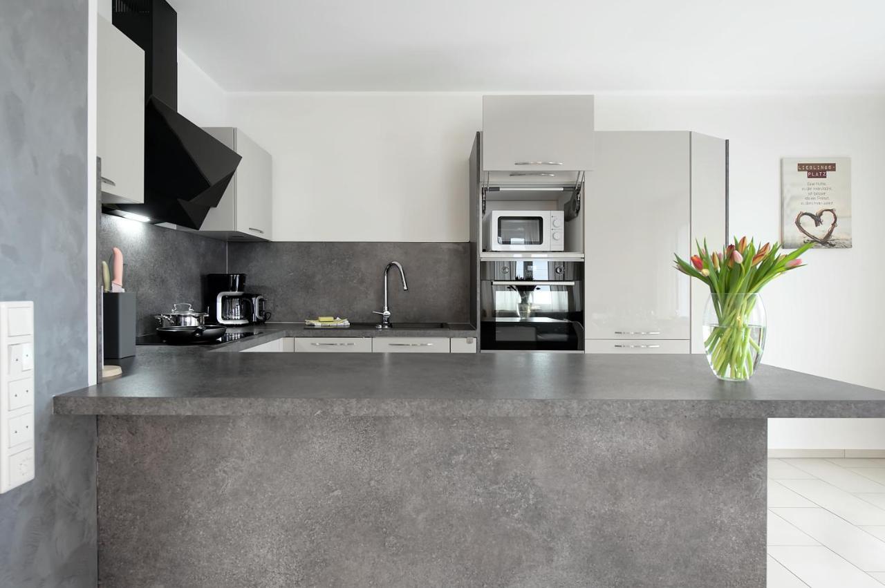 Modern Wohnen I Smart Tv I Terrasse I 2X Parkplatz I 2 Schlafzimmer I 6 Schlafplaetze Бад-Эйнхаузен Экстерьер фото
