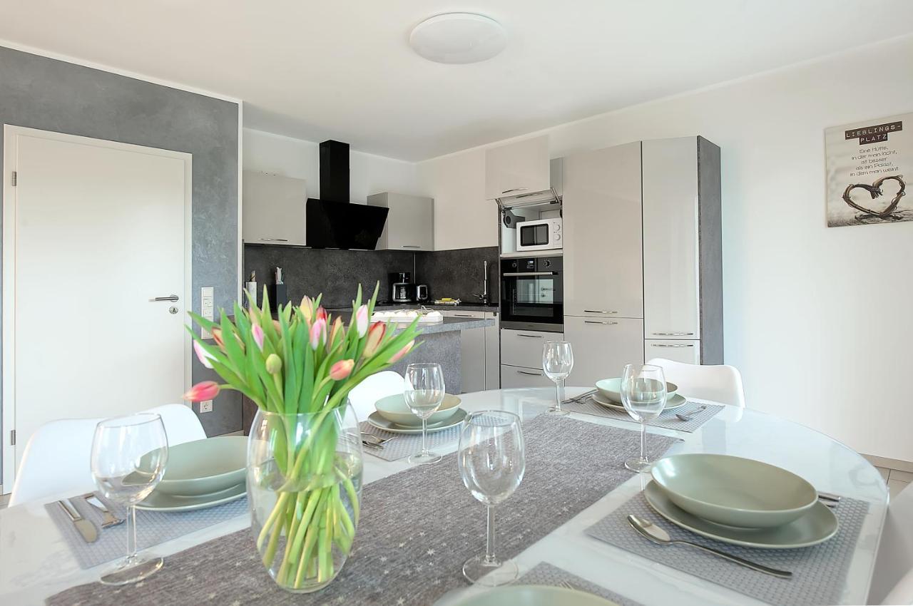 Modern Wohnen I Smart Tv I Terrasse I 2X Parkplatz I 2 Schlafzimmer I 6 Schlafplaetze Бад-Эйнхаузен Экстерьер фото